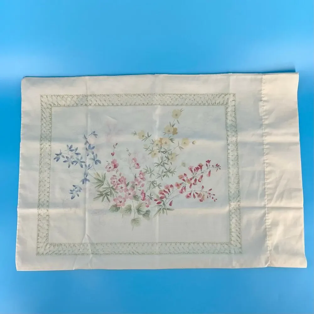 80s floral cottagecore pillowcase 1980s vintage
